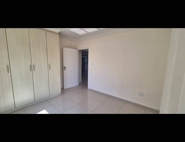 3 BEDROOM APARTMENT FOR SALE IN LA LUCIA